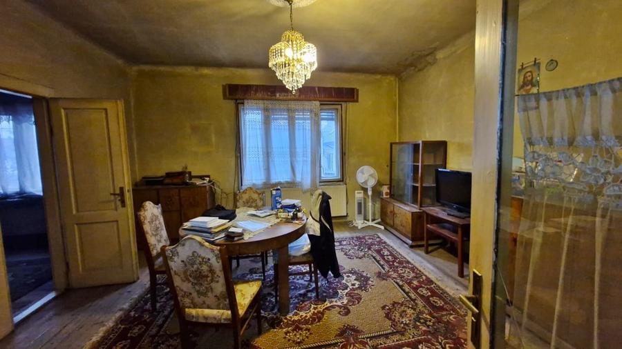 Casa cu potential, teren de 343 mp, zona Aurel Suciu/FSPAC - 1