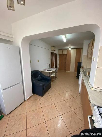 PROPRIETAR inchiriez in regim hotelier sau pe termen lung apartament 3 camere zona Decebal - 10