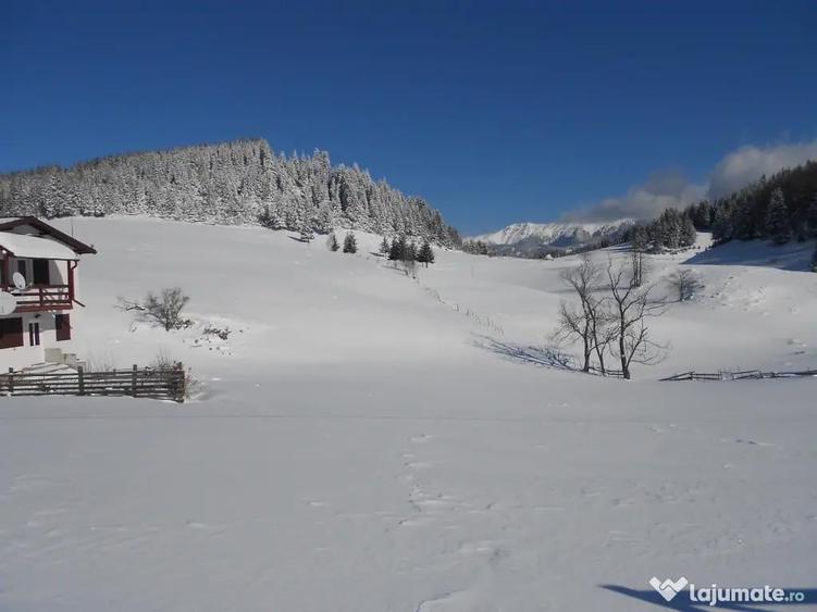 Vand teren intravilan Fundata 5200mp - 3