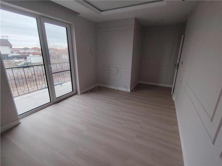 Casa individuala - zona superba - teren 522 mp- toate utilitatile - carport. - 12