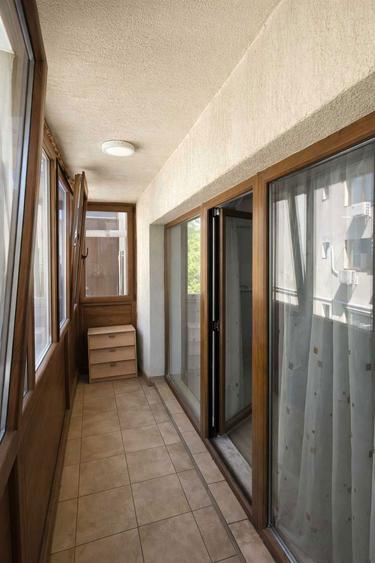 Garsoniera 47 mp + 1 loc parcare , 69.500 euro, Etaj 1 din 3, Bloc 2012 - 3