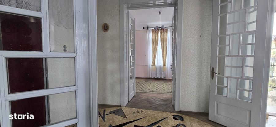 Casa/Vila 6 Camere | Zona Primariei | Targoviste | P+1 | 218 mp | 320. - 9