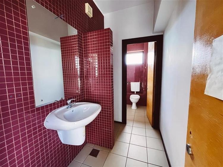 Hala Zona Republicii - 13