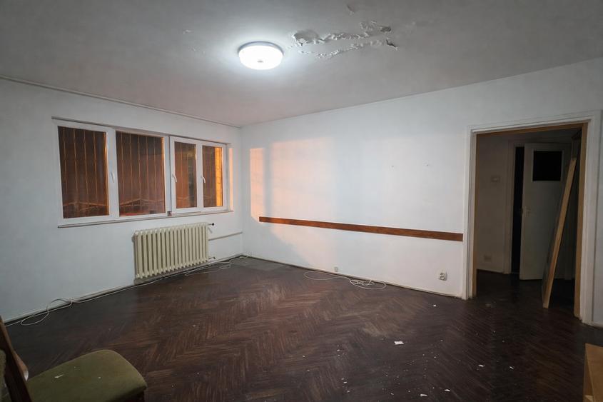 2 CAM> locatie centrala> 3 min Gara de Nord > bloc reabilitat> Mutare imediata - 2