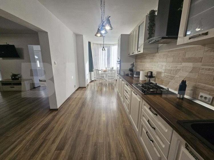 CASA SUPERBA CU 5 CAMERE, 168 MP, IN ?OIMU? LA 15 MINUTE DE DEVA - 3