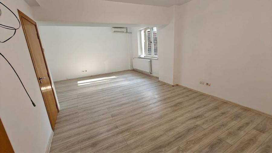 De vanzare Garsoniera, Universitate - Cismigiu sector 2 - 2