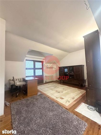 Casa Spatioasa cu Teren de 1000 mp | Poiana - 13