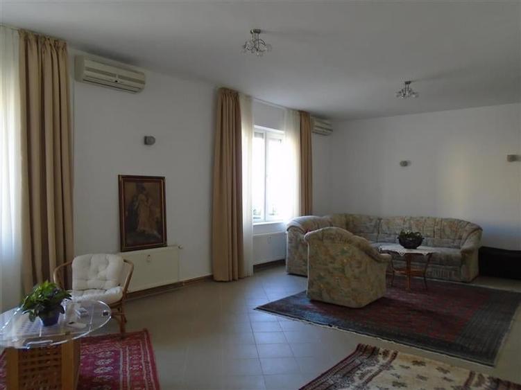 Spatiu pentru birou, zona centrala - 2