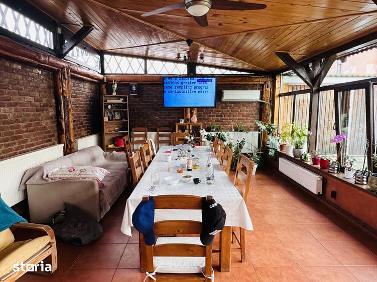 Casă cu 7 camere cu Teren 570 Mp în Chiajna