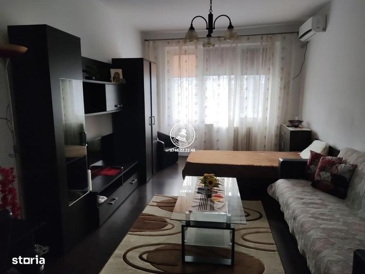 Apartament cu 2 camere decomandat în Ciupercenii Noi