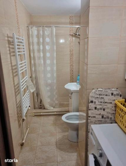 Apartament cu 2 camere semidecomandat în Calea București