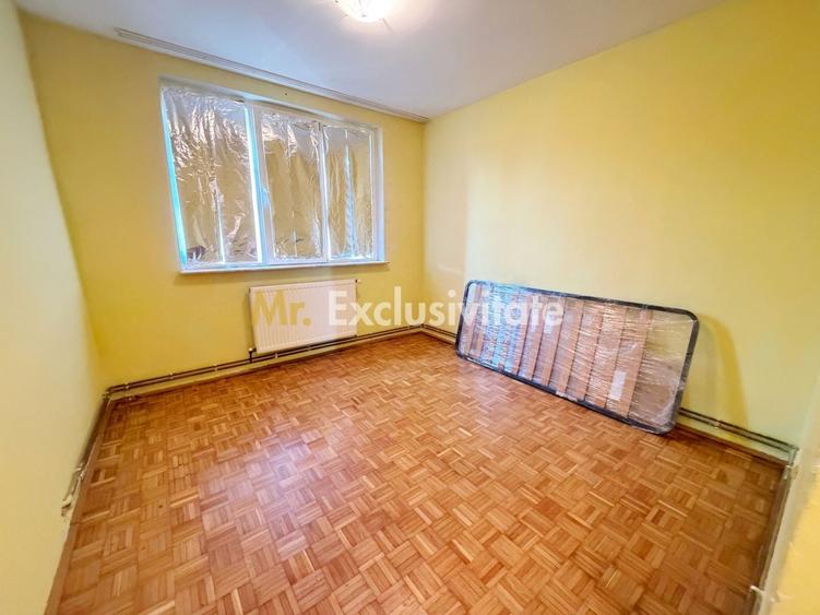 Apartament cu 3 camere decomandat în Trivale