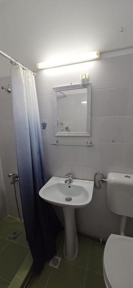 De inchiriat apartament cu o camera langa UMF - 8