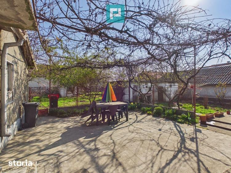 Casă cu 3 camere cu Teren 715 Mp în Macea