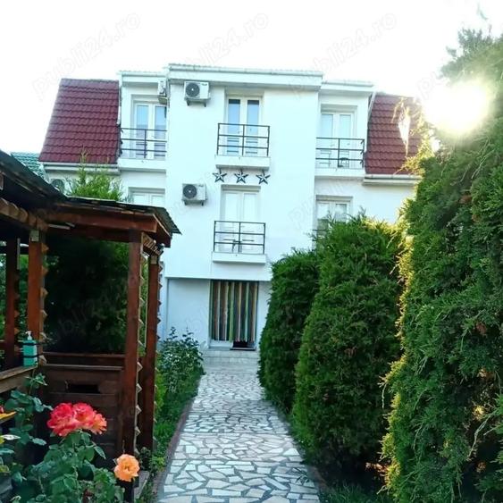 Spațiu comercial, de 376 mp, în Sud