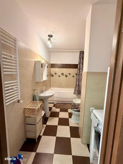 Apartament cu 2 camere, mobilat în Central