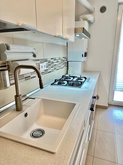 Apartament cu 2 camere semidecomandat în Dristor