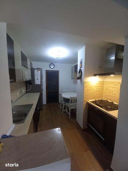 Apartament cu 3 camere în Obor