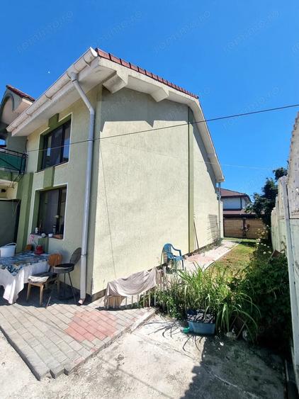 Casă cu 5 camere cu Teren 544 Mp în Agigea