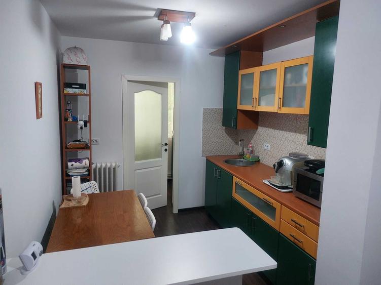 PACURARI-ap. 3 camere, et.1/4, 60MP, bloc din 1985, PETRU PONI! - 4