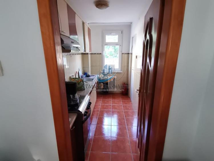 Apartament 3 camere, parter inalt, Darmanesti, ideal spatiu&nbsp;comercial! - 1
