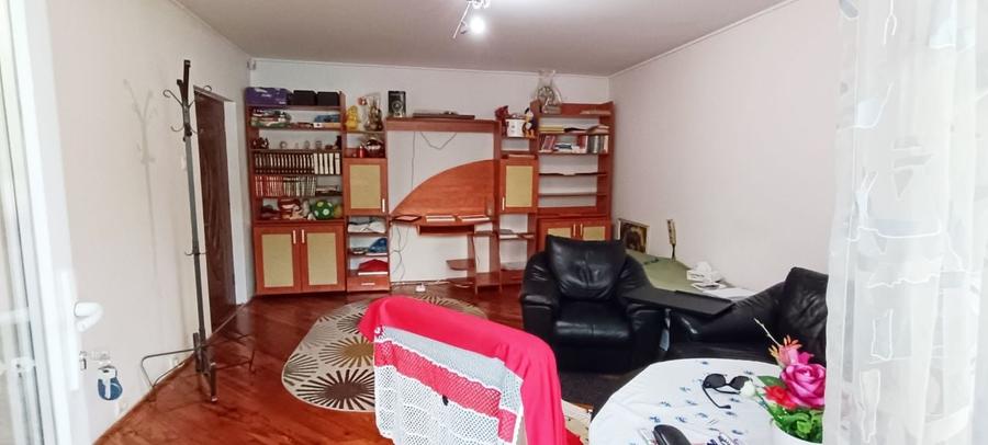 Apartament cu 3 camere decomandate,Carpatilor-Judetean - 2