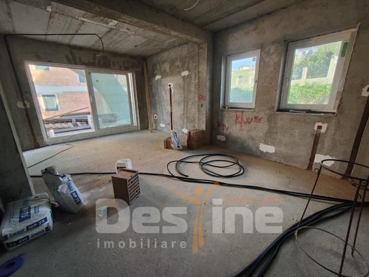 Hlincea Lac Casa 235 mp + 620 mp teren priveliste PANORAMICĂ - 12