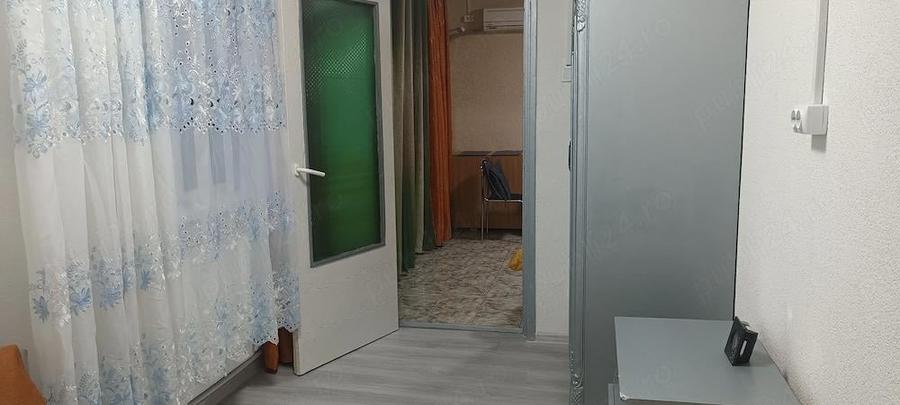Inchiriere apartament 3 camere, recent renovat, centrala gaz recent instalata, mobilat complet! - 1