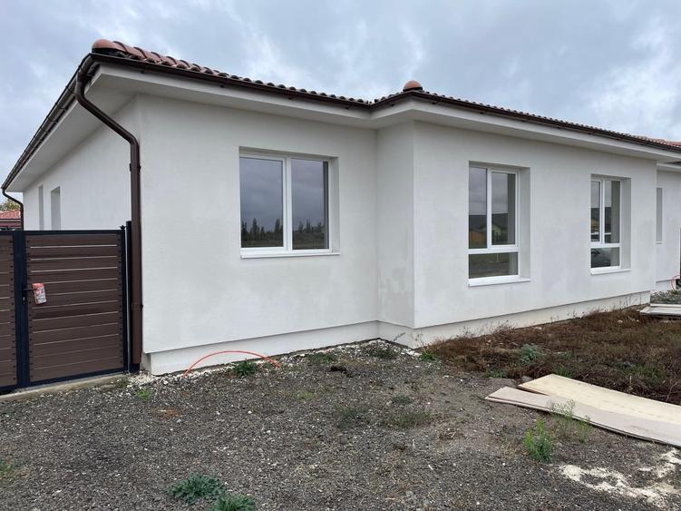 Duplex cu 4 camere ST 365MP -158.800€ în Moșnița Nouă - 1