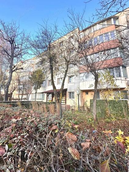 Apartament cu 3 cam ideal pentru locuit sau investi?ie Cartier Noua - 1