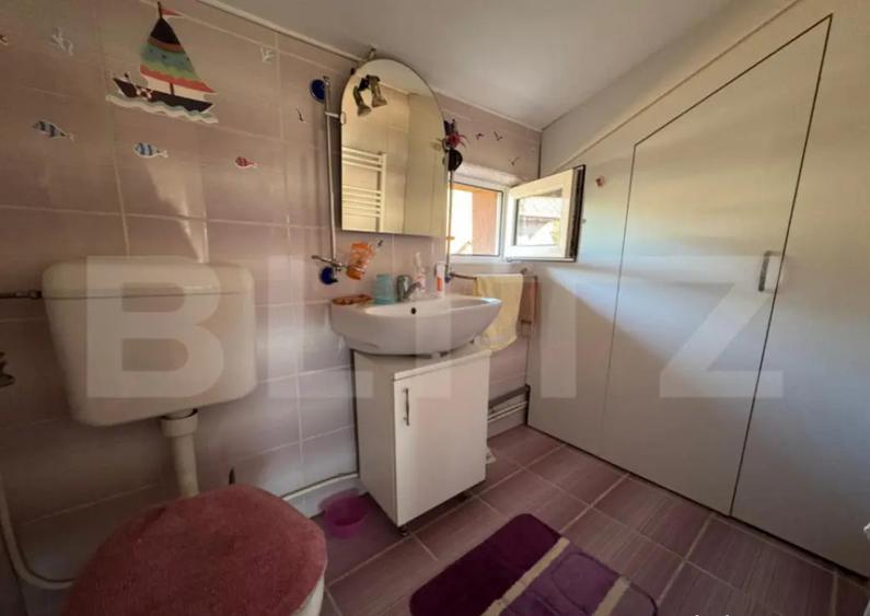 Casa cu 6 camere in Soimus - 13