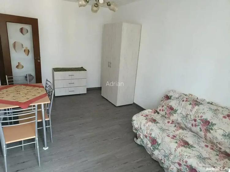 Inchiriez garsoniera