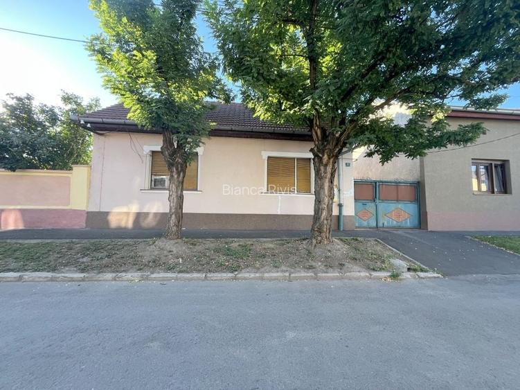 Casă de vânzare în Ronat - comision 0%