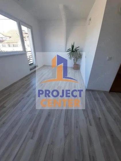 Spatiu birouri, central, etajul 1 - 4