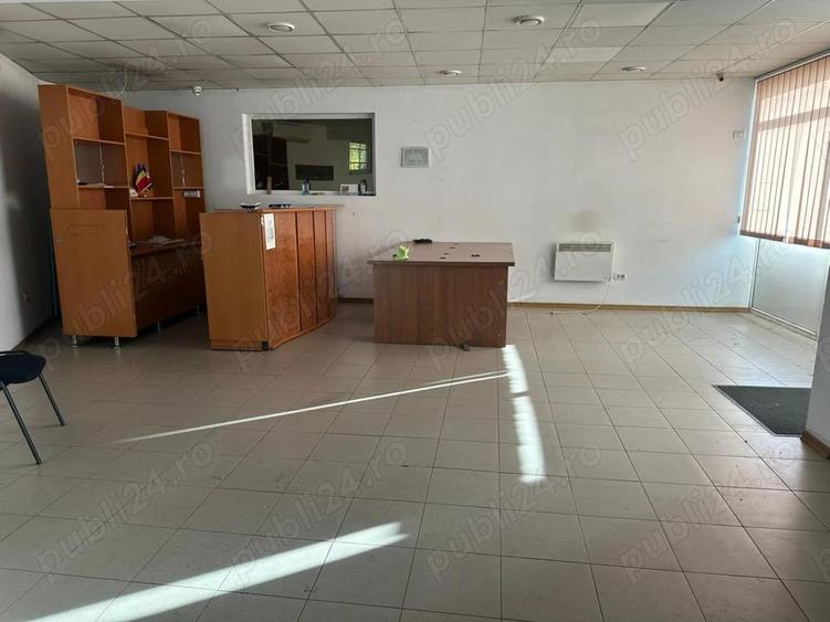 Inchiriez Spatiu Comercial Pitesti, Podul Viilor Sens Giratoriu Petrom - 2