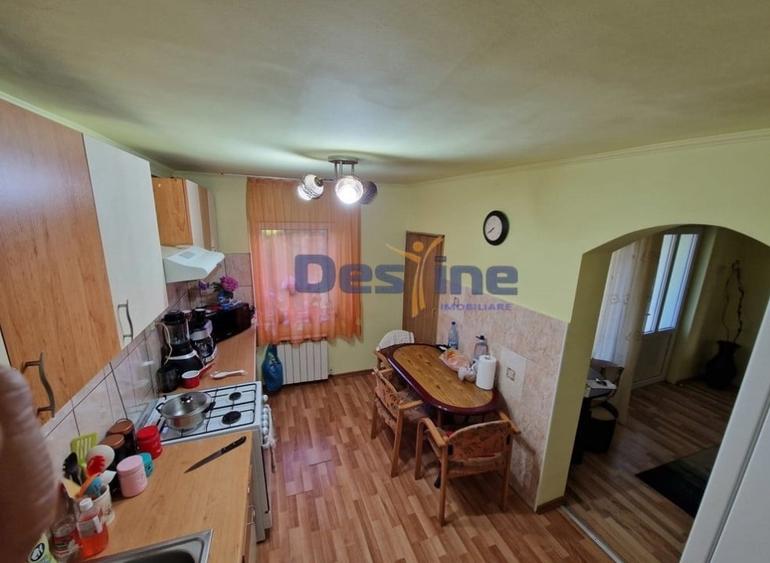 VAND CASA MOBILATA SI UTILATA + GRADINA + TEREN, ZONA LINISTITA, DEJ - 3