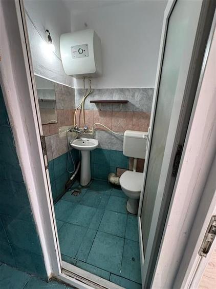 Garsoniera 12mp , de vanzare, zona Sud, etaj 4 cu acoperis - 9