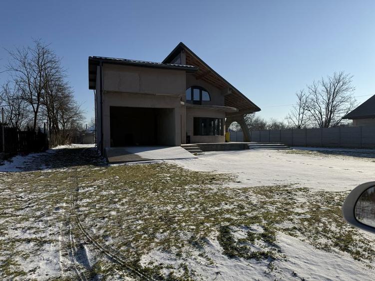 Casa Noua 200mp + Terasa teren 1600mp Structura finalizata , Ciochina - 3