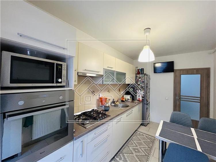 Apartament de vanzare in Sibiu - 3 camere, 2 bai, 2 balcoane, Turnisor - 6