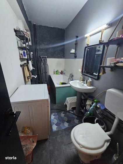 Garsoniera decomandata, 35 mp utili, zona Craiovita Noua - 2