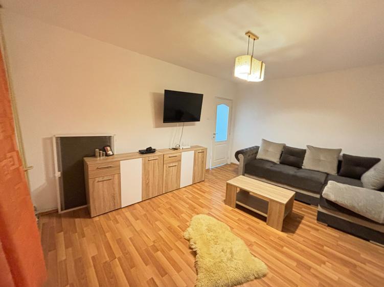 Vand apartament cu două camere Blascovici 71000 euro - 2