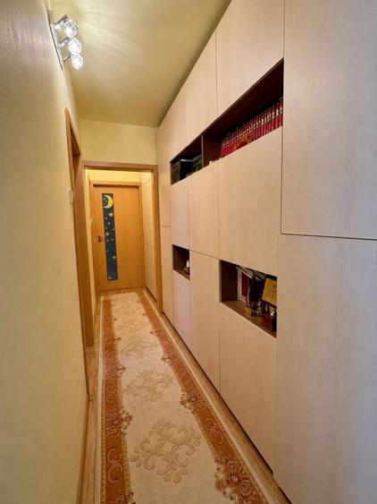 Proprietar vand apartament cu 3 camere cu centrala+ baxa, in zona Girocului  - 9