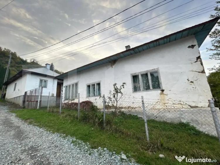 Casa de vanzare, zona Bargau (Pietroasa) - 10