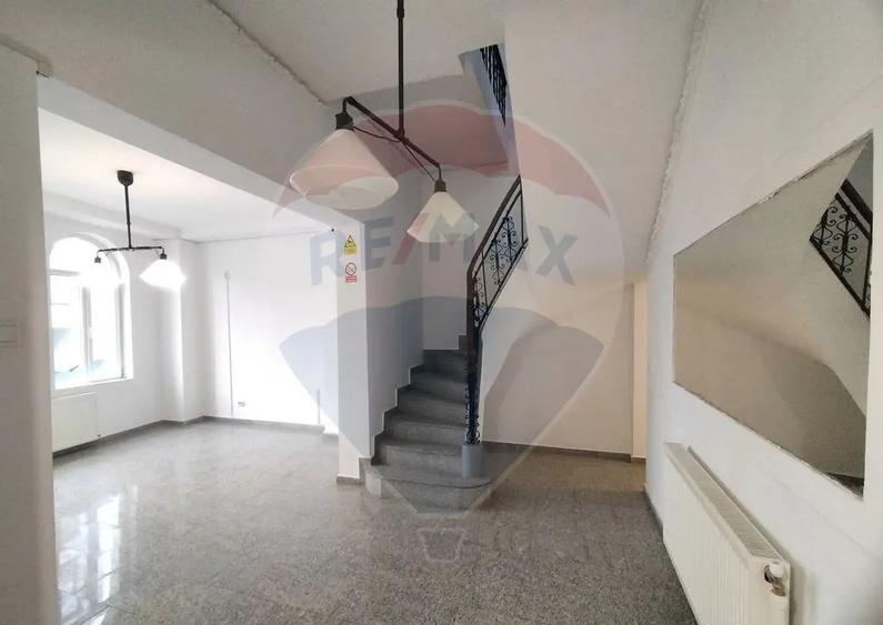 Spa?iu de birouri central - Vila 323 mp - Ideal sediu f... - 11