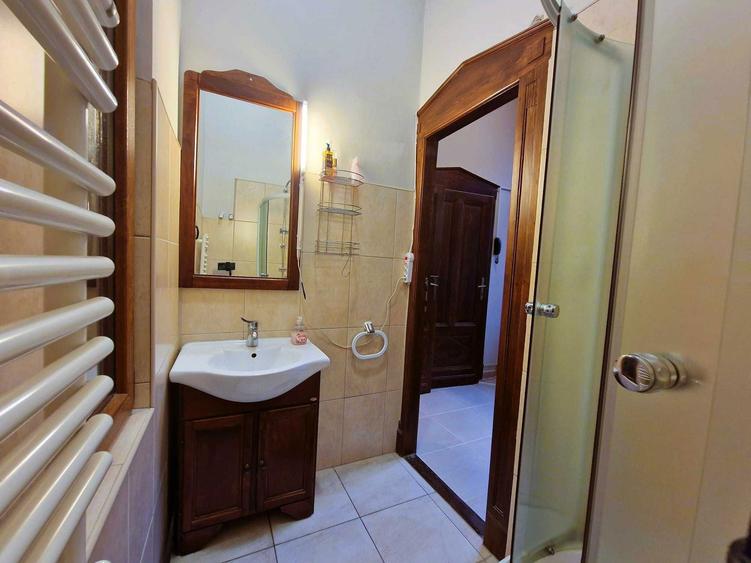 Proprietar vand apartament 3 camere Revolutiei- Medicina - 3