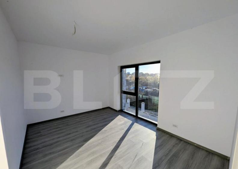 Casa moderna situata intr-o zona linistita, cu acces facil l - 9