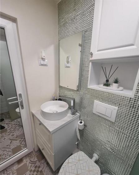 Apartament 3 cam et 2 decomandat renovat zona Colfescu - 10