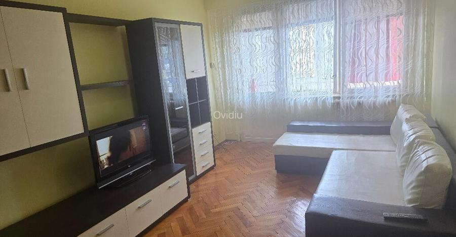 Vand apartament 3 camere decomandat in Deva, I. Maniu, mobilat