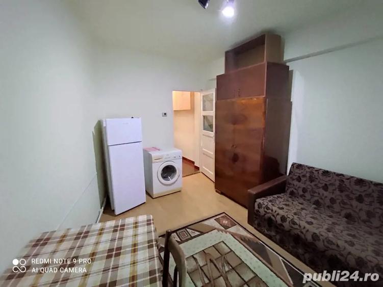 Inchiriez garsoniera str Horea - 1