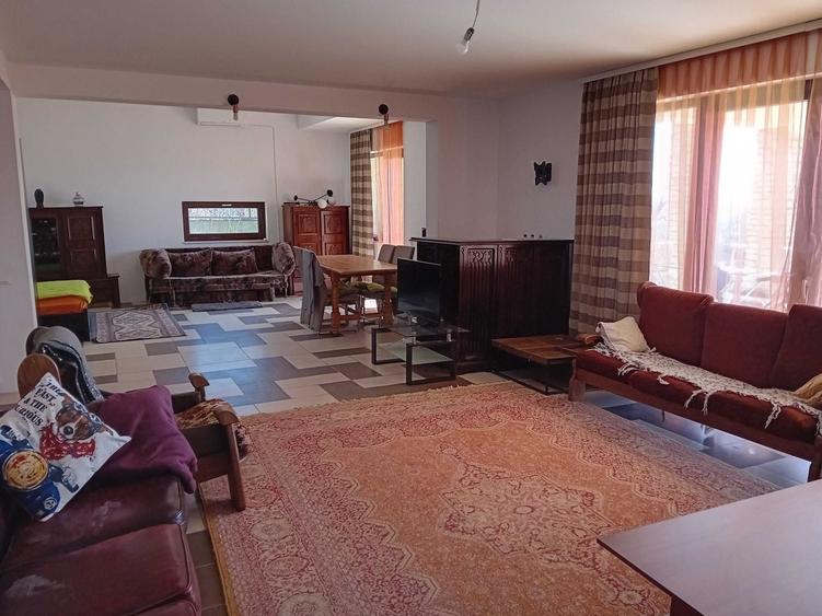 Apartament la parterul unei vile | 70 mp | 2 parcari | Iris - 2